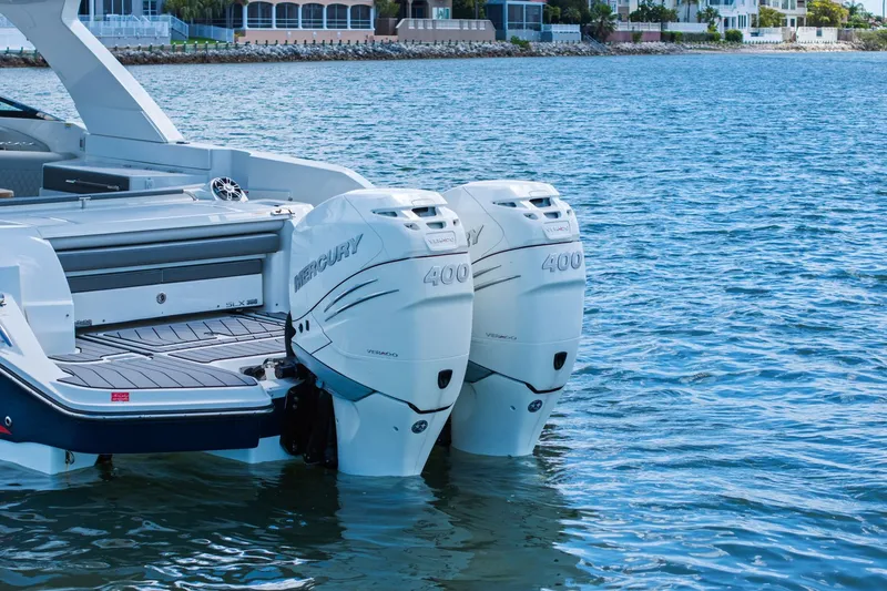 Slide: The Image of Sea Ray SLX 350 OB 2023 - 9