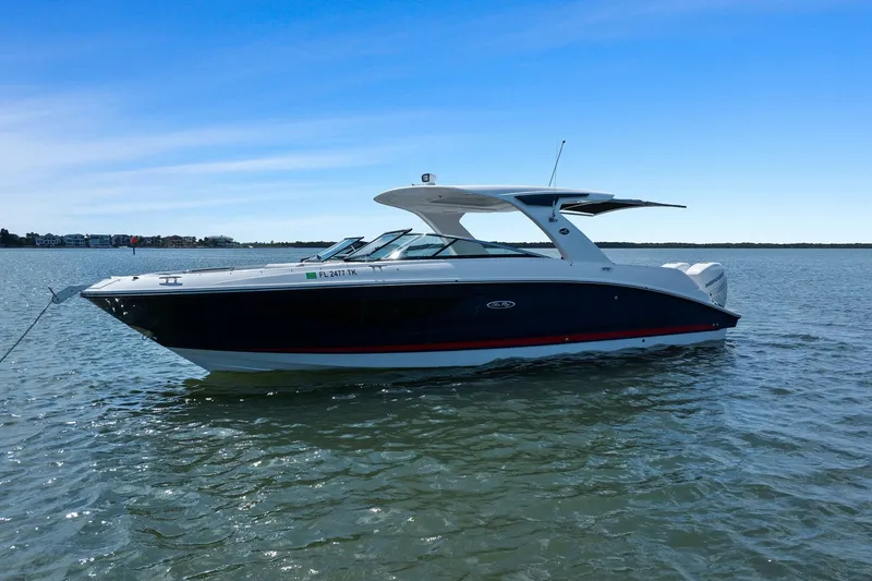 Slide: The Image of Sea Ray SLX 350 OB 2023 - 6