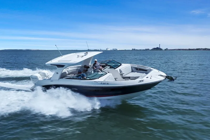 Slide: The Image of Sea Ray SLX 350 OB 2023 - 14