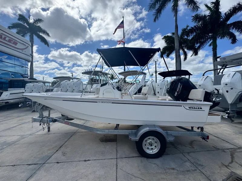 The Image of Boston Whaler 170 Montauk 2026 - 0