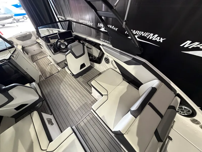 Slide: The Image of Yamaha 220 SD 2023 - 23
