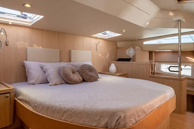 Slide: The Image of Aquila 44 Yacht 2024 - 8