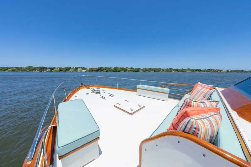 Slide: The Image of Trumpy Houseboat 1970 - 34