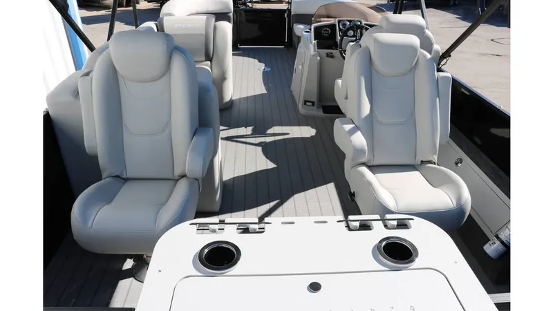 Slide: The Image of Sylvan Mirage 8522 Party Fish Tri Toon 2025 - 28