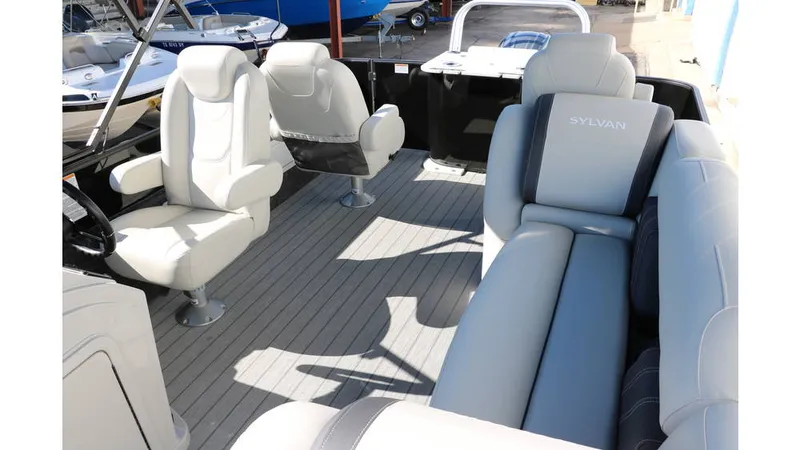 Slide: The Image of Sylvan Mirage 8522 Party Fish Tri Toon 2025 - 38