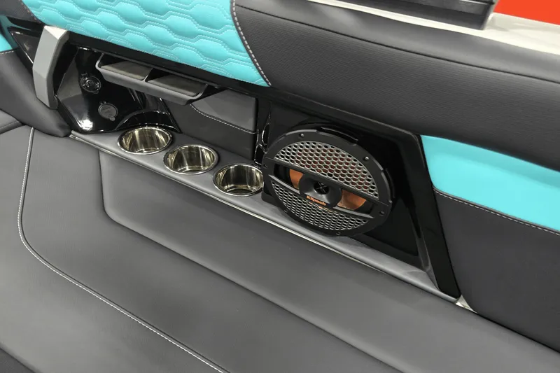 Slide: The Image of Mastercraft XT23 2025 - 7