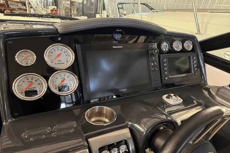 Slide: The Image of Formula 350 CBR 2018 - 18