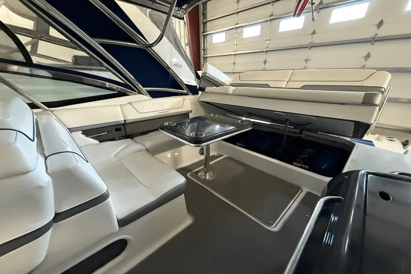 Slide: The Image of Formula 350 CBR 2018 - 20