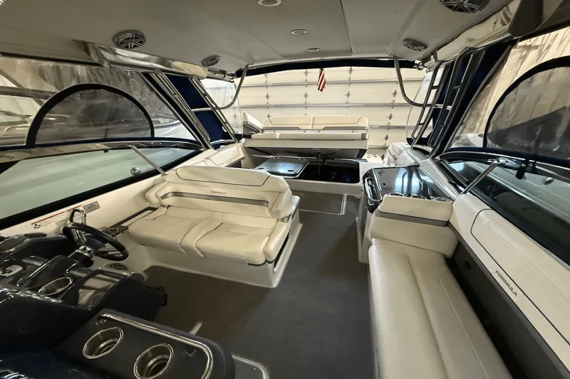 Slide: The Image of Formula 350 CBR 2018 - 21