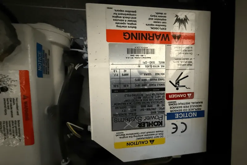 Slide: The Image of Formula 350 CBR 2018 - 35