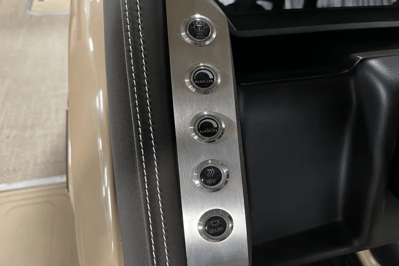 Slide: The Image of Barletta LUSSO23M 2025 - 14