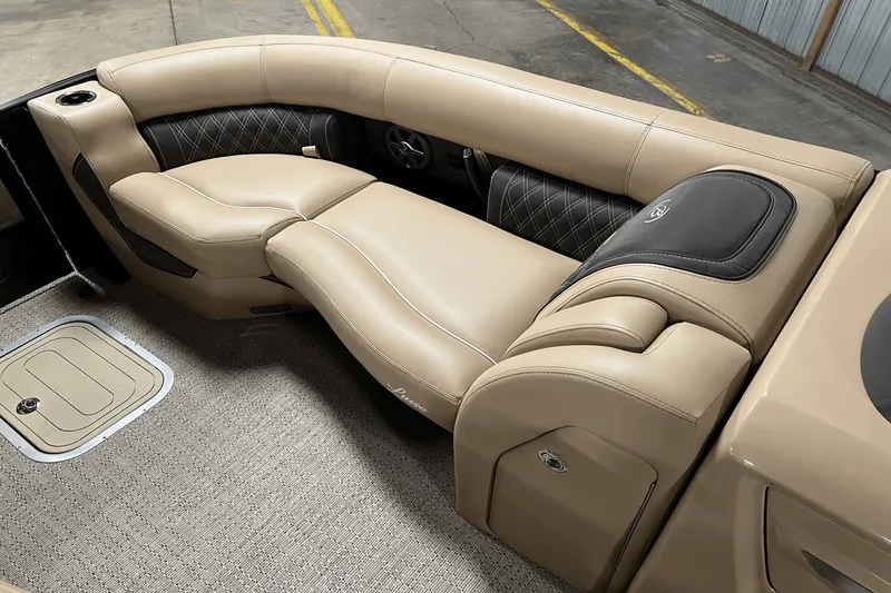 Slide: The Image of Barletta LUSSO23M 2025 - 6