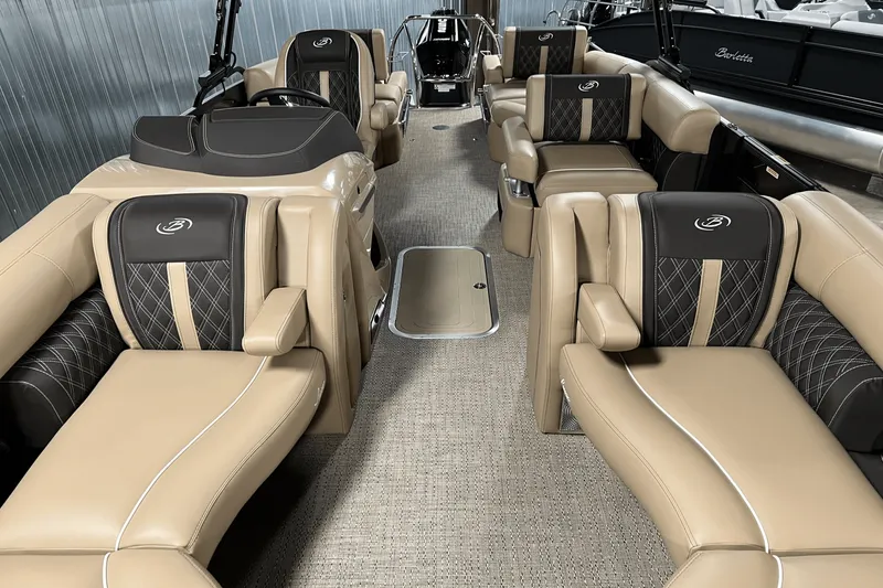 Slide: The Image of Barletta LUSSO23M 2025 - 8