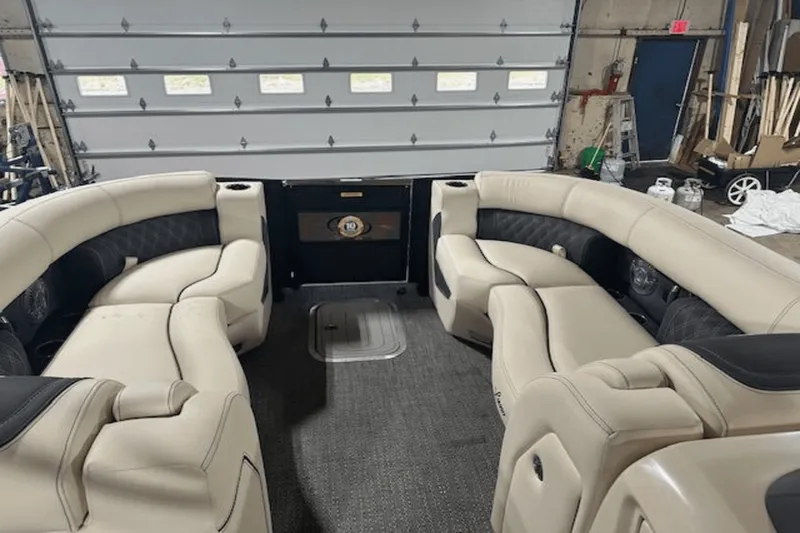 Slide: The Image of Barletta Lusso 2025 - 4