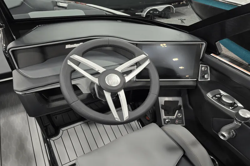 Slide: The Image of Mastercraft XT22 2025 - 8