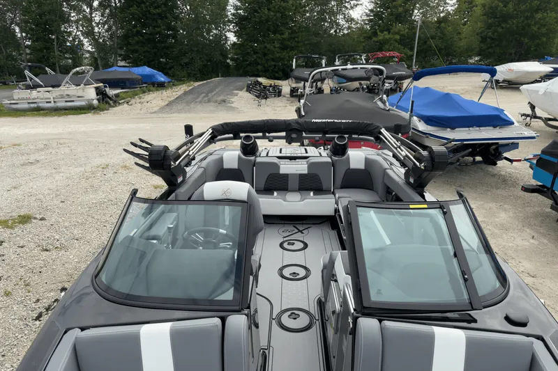 Slide: The Image of Mastercraft X22 2025 - 42