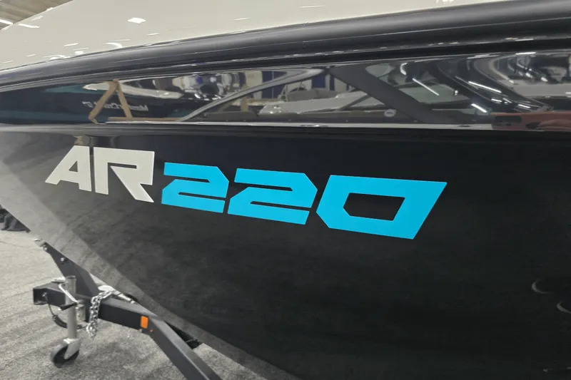 Slide: The Image of Yamaha AR220 2025 - 2