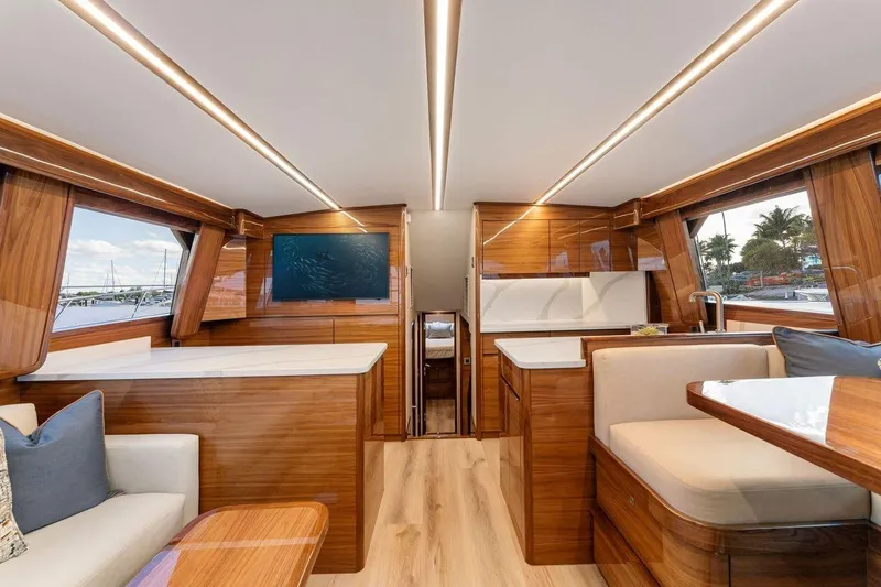 Slide: The Image of Viking 50 Billfish 2026 - 5