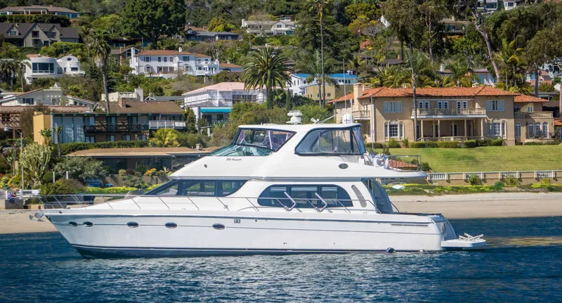 Slide: The Image of Carver Yachts 560 Voyager Skylounge 2005 - 4