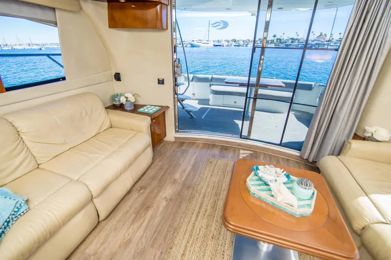 Slide: The Image of Carver Yachts 560 Voyager Skylounge 2005 - 12
