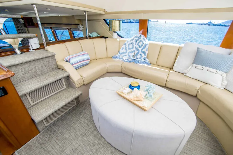 Slide: The Image of Carver Yachts 560 Voyager Skylounge 2005 - 23