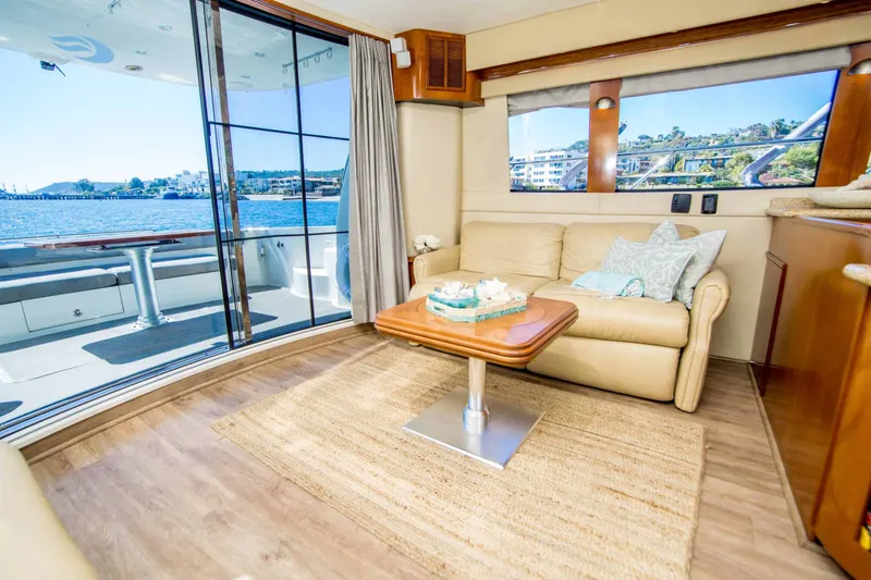 Slide: The Image of Carver Yachts 560 Voyager Skylounge 2005 - 7
