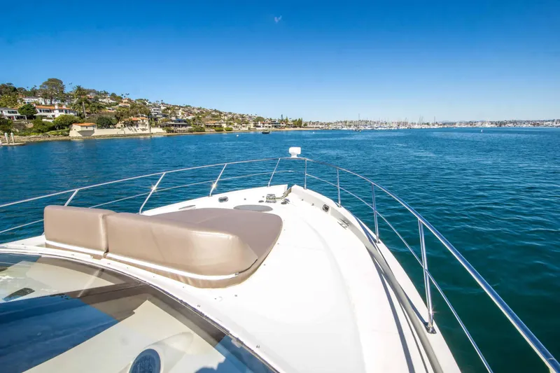 Slide: The Image of Carver Yachts 560 Voyager Skylounge 2005 - 20
