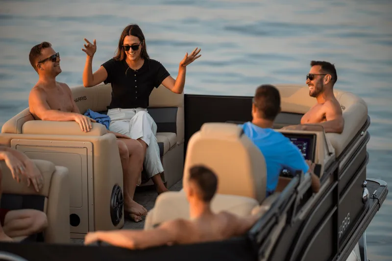 Slide: The Image of Harris 230 Cruiser 2025 - 28