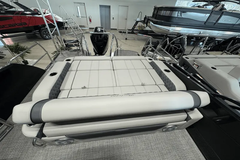 Slide: The Image of Barletta LUSSO23UC 2025 - 8