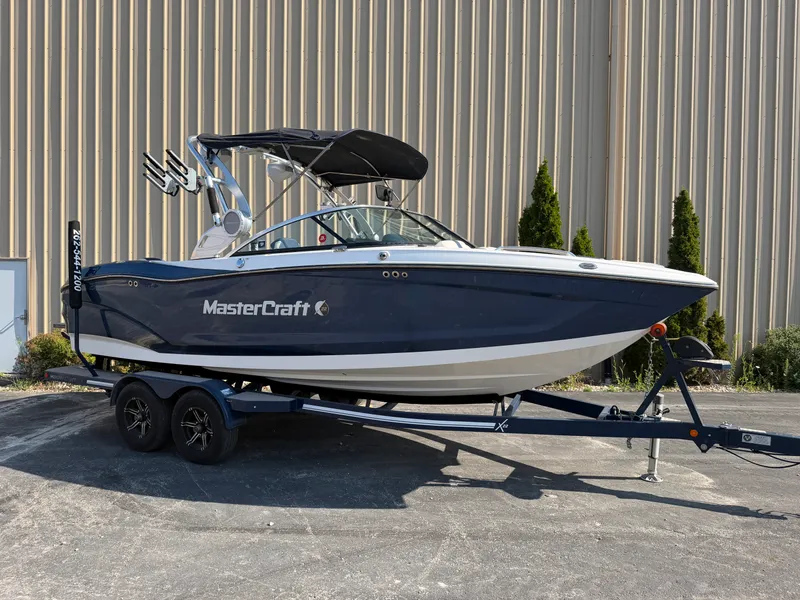 Slide: The Image of Mastercraft X22 2020 - 5