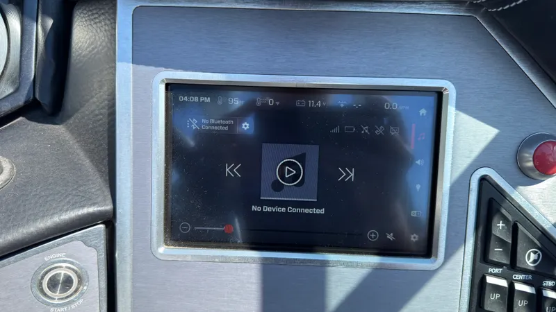 Slide: The Image of Mastercraft X22 2020 - 22