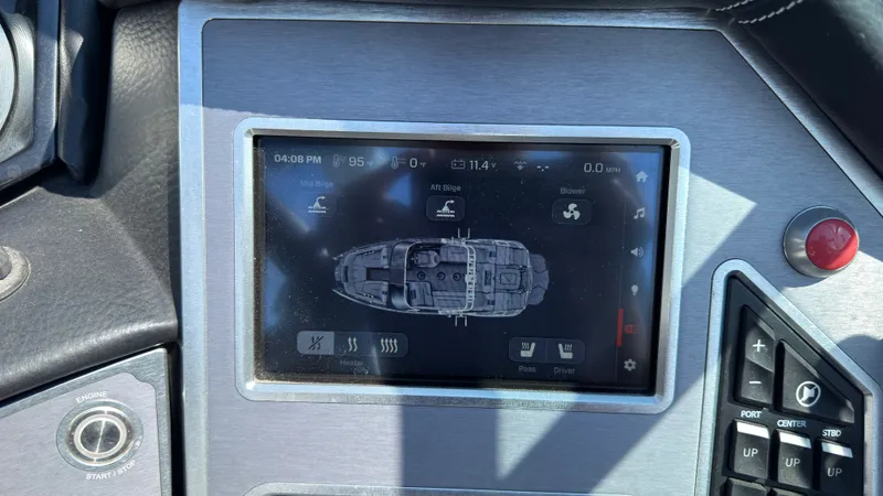 Slide: The Image of Mastercraft X22 2020 - 25