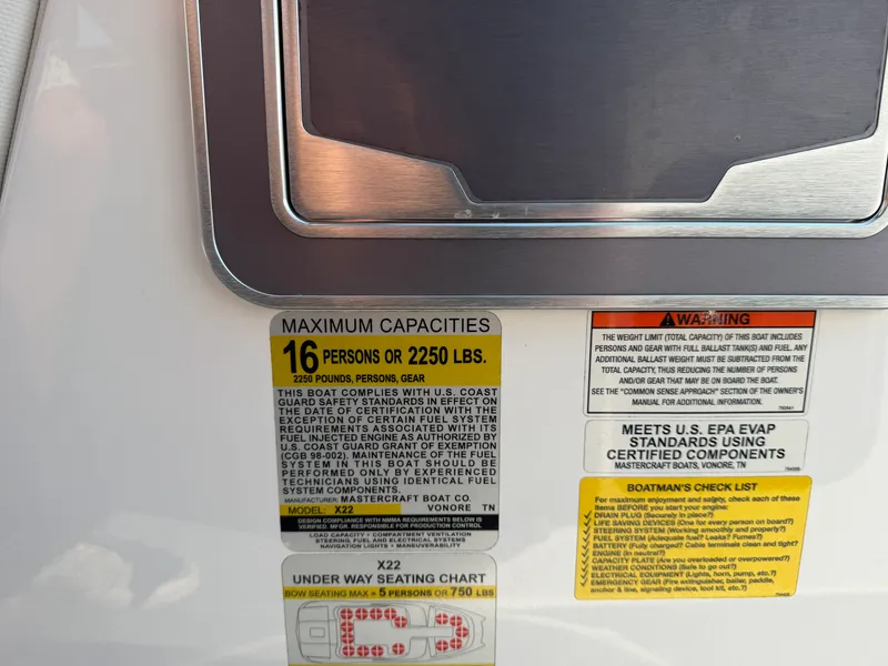 Slide: The Image of Mastercraft X22 2020 - 35