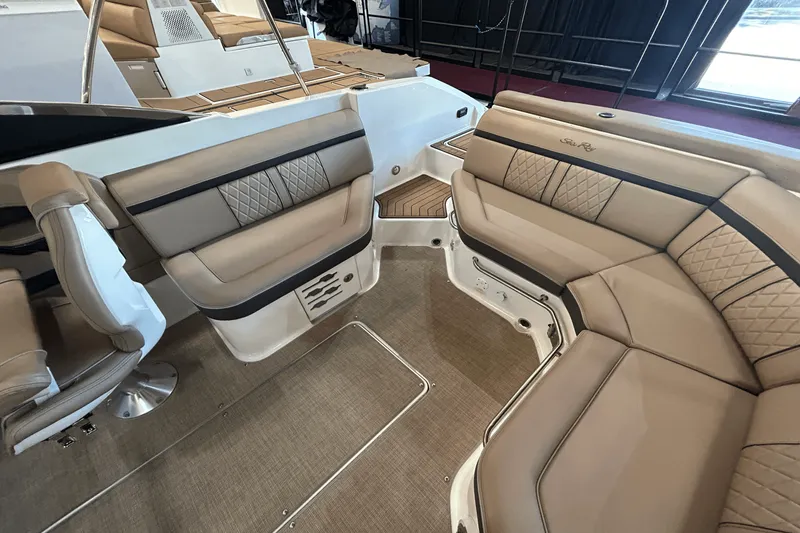 Slide: The Image of Sea Ray 250 SLX 2017 - 15