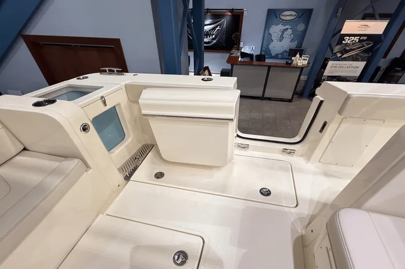 Slide: The Image of Scout 377 LXF 2025 - 14