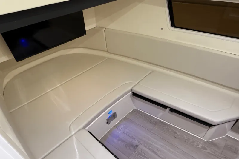 Slide: The Image of Scout 377 LXF 2025 - 33