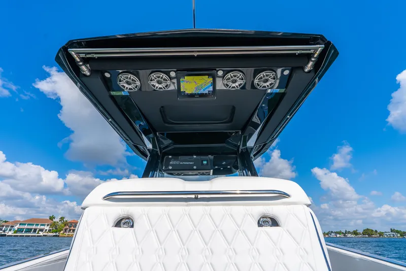 Slide: The Image of Nortech 400 Super Sport 2026 - 43