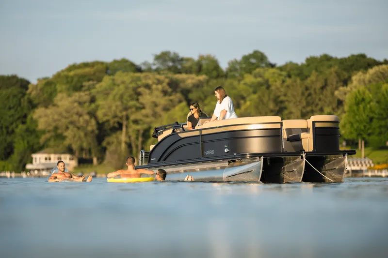 The Image of Harris Cruiser 230 2025 - 0