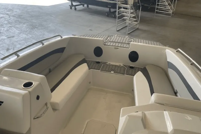 Slide: The Image of Starcraft 171SVX OB 2025 - 10