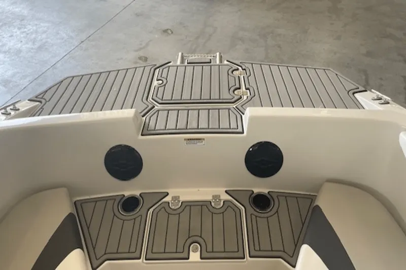 Slide: The Image of Starcraft 171SVX OB 2025 - 12