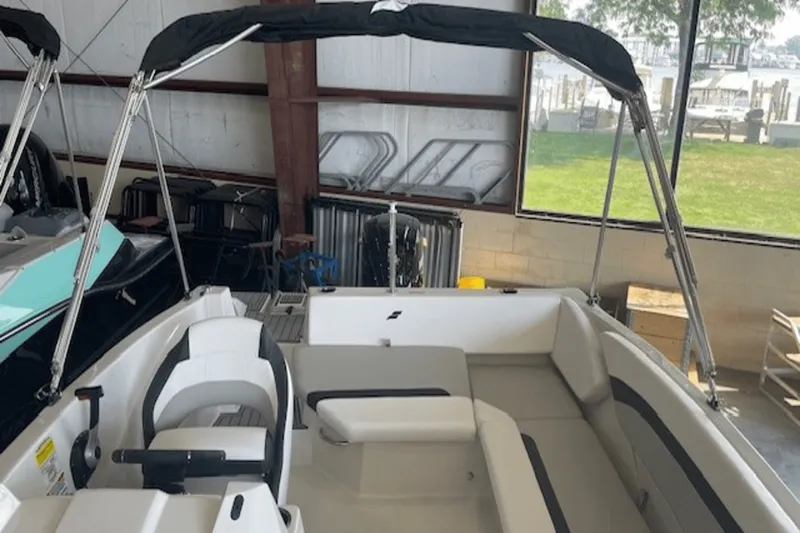 Slide: The Image of Starcraft 171SVX OB 2025 - 13