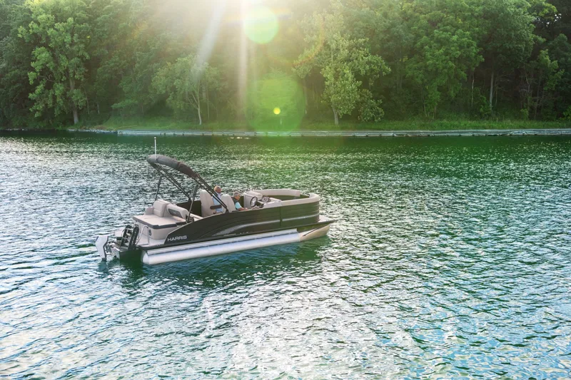 Slide: The Image of Harris 230 Cruiser 2025 - 1