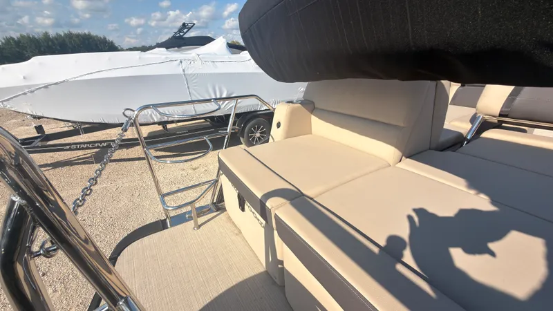 Slide: The Image of Harris 230 Cruiser 2025 - 49