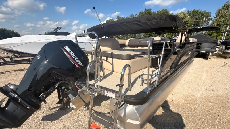 Slide: The Image of Harris 230 Cruiser 2025 - 50