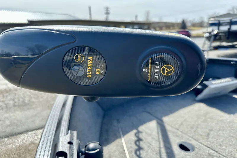 Slide: The Image of Alumacraft 175 VOYAGEUR CS 2020 - 11