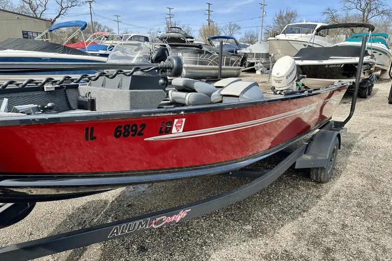 Slide: The Image of Alumacraft 175 VOYAGEUR CS 2020 - 2