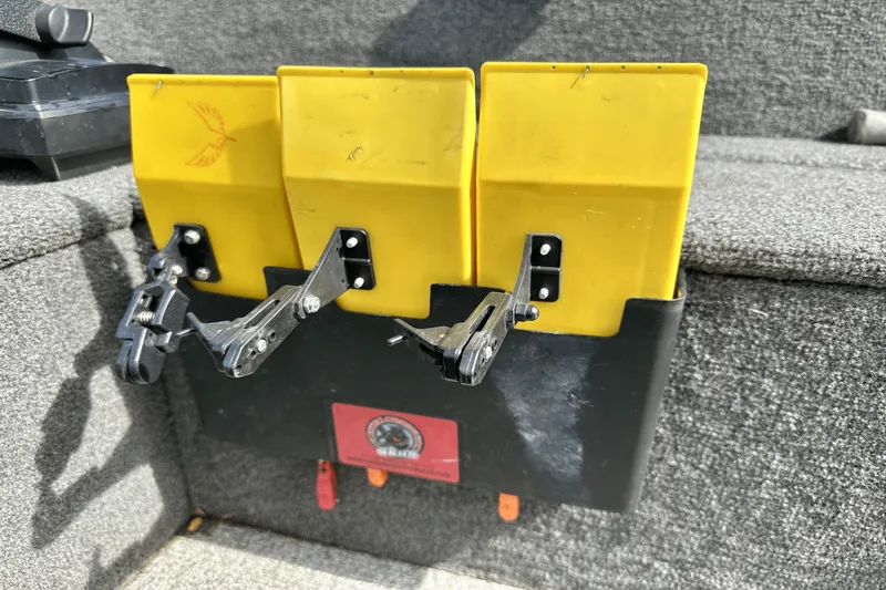 Slide: The Image of Alumacraft 175 VOYAGEUR CS 2020 - 22