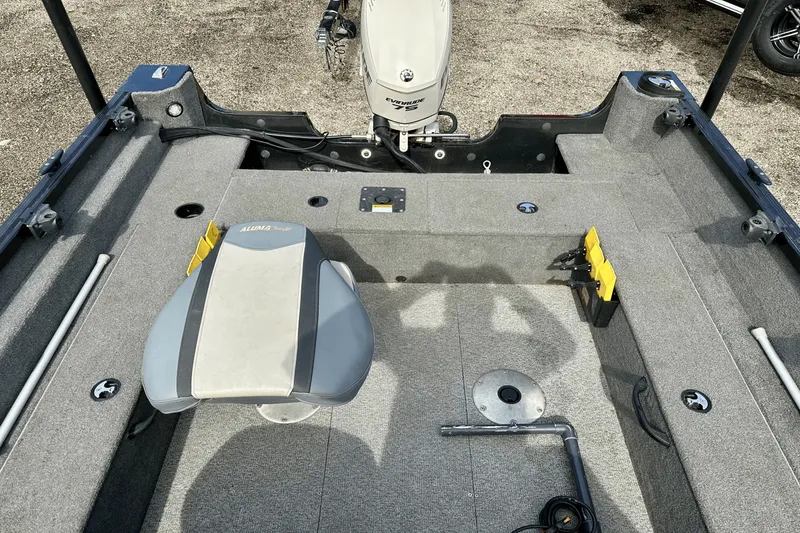 Slide: The Image of Alumacraft 175 VOYAGEUR CS 2020 - 33