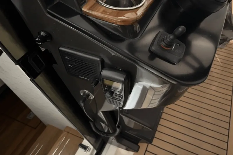 Slide: The Image of Tiara 38 LS 2023 - 26