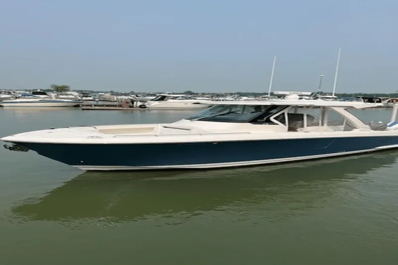 Slide: The Image of Tiara 38 LS 2023 - 3